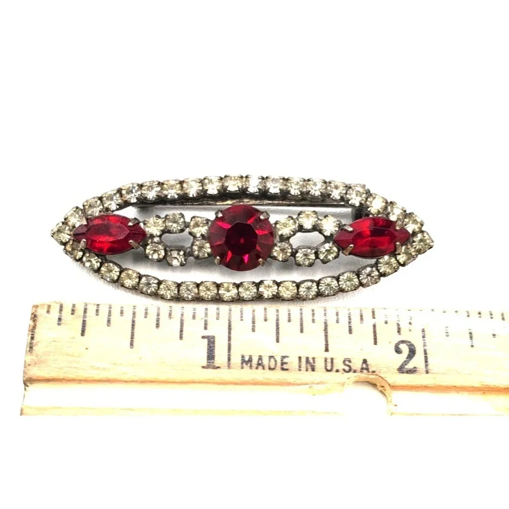 Antique Silver Tone Top Quality Prong Set Red Rhinestones Brooch Pin